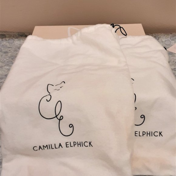 Whimsical, Rare and Wonderful Burgundy Velvet Raining Cats and Dogs Ankle Boots - Picture 8 of 8